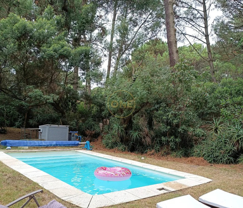 Casa En Venta En Punta Ballena 2 Dormitorios Con Piscina
