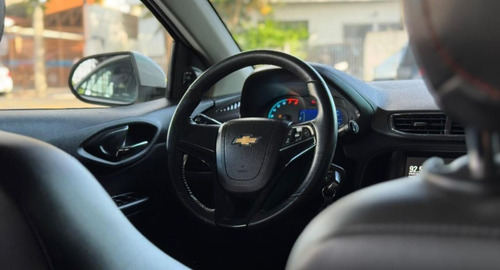 Chevrolet Onix ONIX HATCH LTZ 1.4 8V FlexPower 5p Mec.
