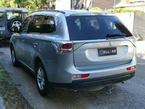 Mitsubishi Outlander At 4x2 2014