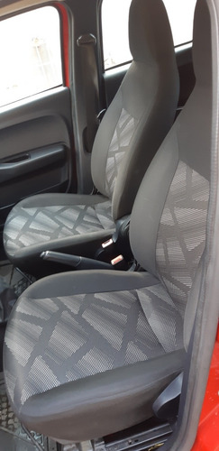Imagen 13 de 14 de Fiat Mobi 2017 1.0 Easy Mt