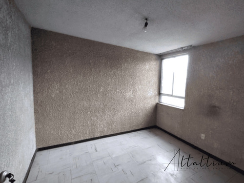 Departamento En Venta En Venustiano Carranza, 1era Sección Cdmx. Br-ru