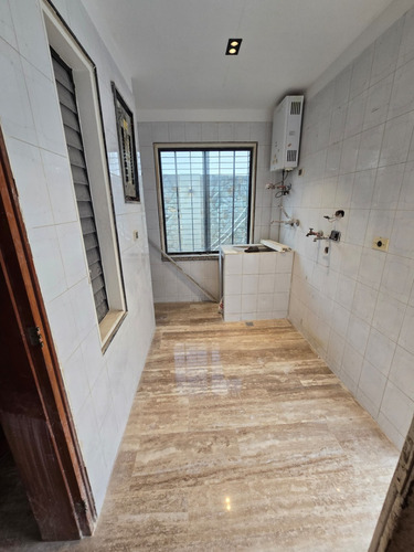 Johana Lazaro Vende Bella Casa Remodelada En La Urb Altos De Prebo 4 Avenidas **solo Clientes**