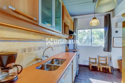 Alquiler Casa Cinco Dormitorios Balneario Buenos Aires Parrillero