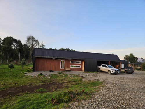 Dos Casas Regularizadas En Parcela De 5000 Mt2