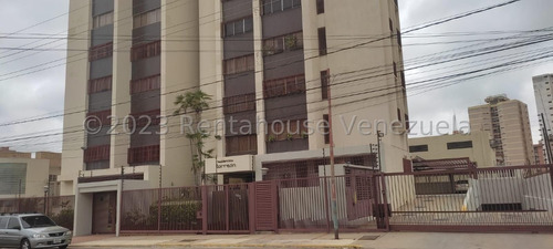 Mls Janice Adarmes #23-33719. En Alquiler Apartamento, Ubicado En Sector Paraiso.