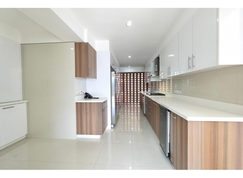 Hermoso Apartamento En Alquiler En Lomas De Las Mercedes 216,67 M2