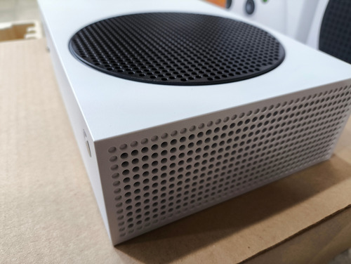 Consola Xbox Series S Digital 512gb + Baterías Recargables Blanco (Reacondicionado)