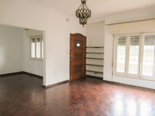 Imagen 10 de 16 de Casa En Barrio Fisherton, Sobre Av. Córdoba. (ideal Comercial)