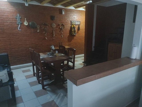 Casa En Venta En Lanús Este