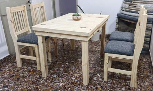 Mesa Comedor Madera Pino 1,20 X 80 + 4 Sillas Tapizadas. Sin Color