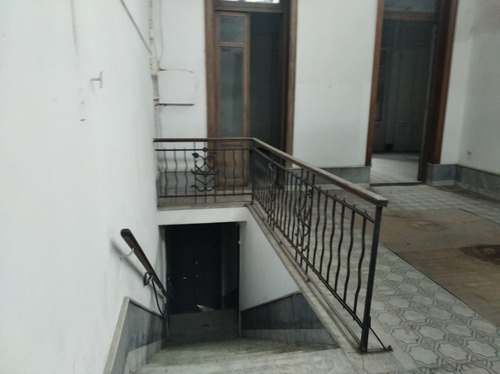 Imagen 4 de 14 de Gran Casa En Calle Colón Muy Buen Estado