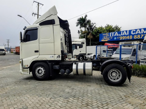 Imagem 5 de 8 de Volvo Fh 380 4x2 2005