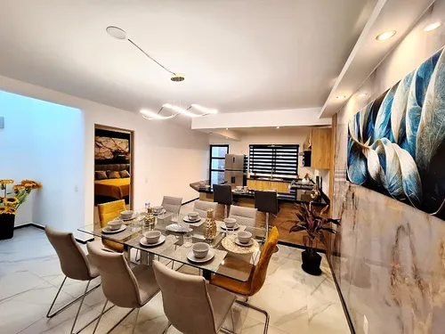 Casa En Venta En Cañadas Del Arroyo, De Un Piso