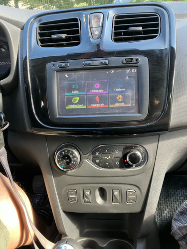 Renault Sandero Stepway 1.6 Privilege 105cv