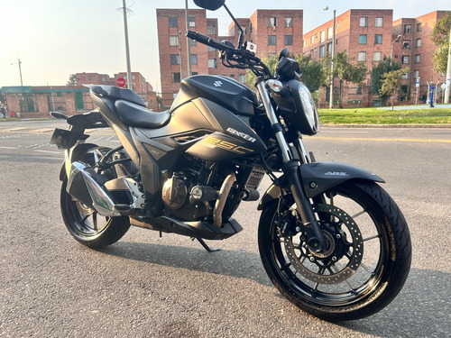 Suzuki Gixxer 250