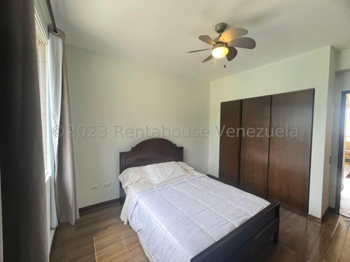 Apartamento En Alquiler En Lomas Del Sol 150mt2 3d 2b 3p