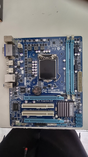 Mother Gigabyte H61m-d2p-b3 1155 Ddr3 Anda Todo Azul (Usado)