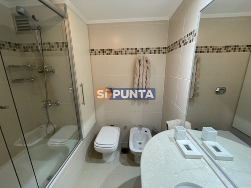Imagen 22 de 30 de Excelente Apartamento Semi Piso En Venta!!