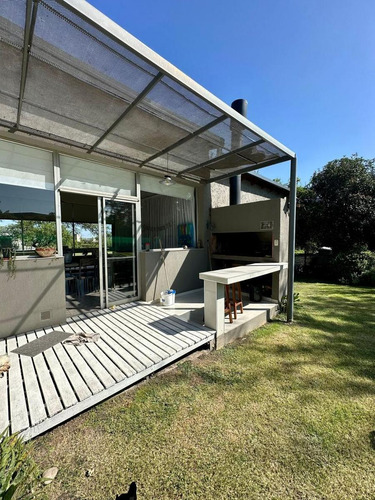 Casa, Venta, Barrio Privado Causana. 3 Dormitorios, 3 Baños. Cachorro De 360m2.