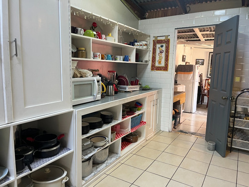 Vendo Casa En Urbanización Bernardo Benavides, Cerca Hospital San Vicente De Paul