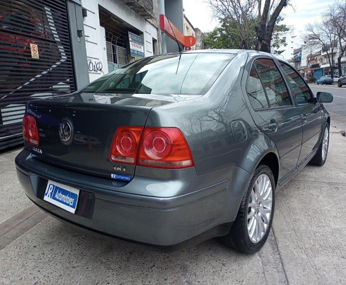 Imagen 4 de 14 de Volkswagen Bora 1.8 T At Highline Tiptronic Full Cuero