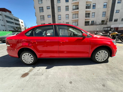 Volkswagen Vento 1.6 Starline At