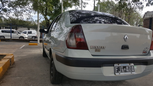 Imagen 7 de 15 de Renault Clio 1.5 Expression 2006
