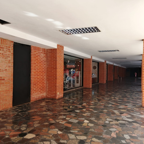 Apartamento/ Alquiler/ La Boyera - Hatillo Suites/ 40m2/ 1h-1b-1p/ Usd. 550, 00.