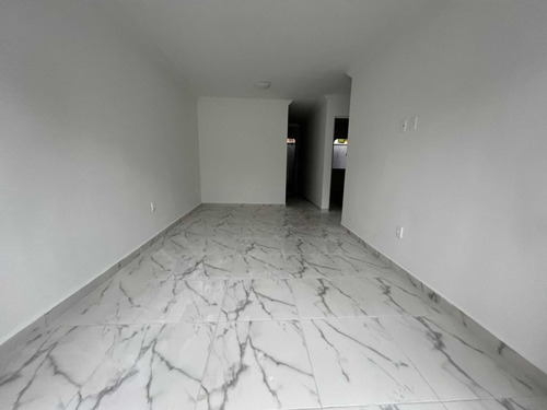 Casa 2 Quartos Ótima Localização