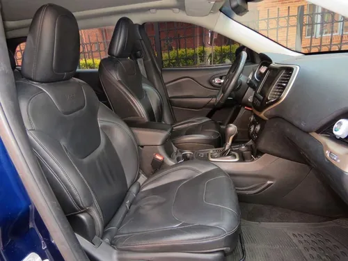 Jeep Cherokee 3.2 Longitude