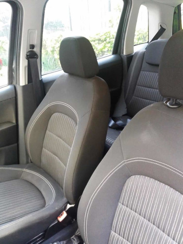 Fiat Idea 2015 1.6 16v Essence Flex 5p