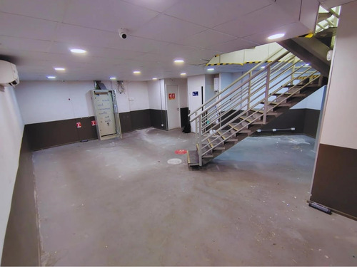 Arriendo Local Comercial 206m2 Las Condes Metro Manquehue.