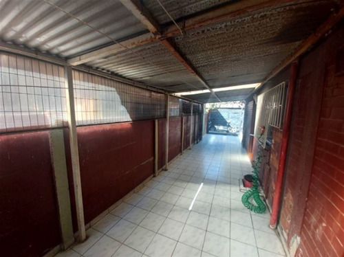 Imagen 3 de 14 de Casa En Venta De 2 Dorm. En Puente Alto