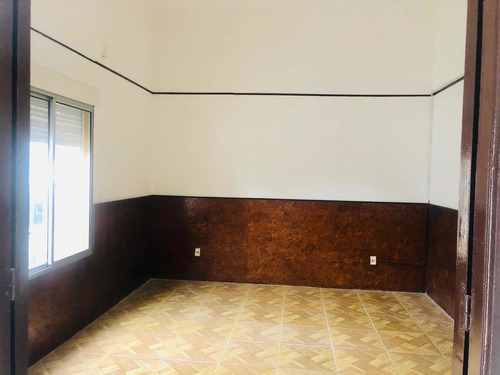 Casa Al Frente 2 Dorm Millan Y Bulevar Artigas. Prox