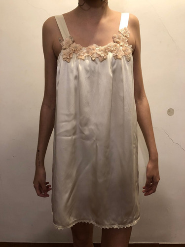 Vestido Beige Allo Martinez 100% Seda Y Bordado Nuevo!