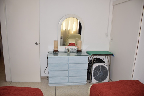Apartamento Muy Cómodo En Alquiler De Temporada - Ref: 4979