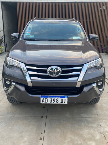 Toyota Hilux SW4 2.8 Srx 177cv 4x4 7as At
