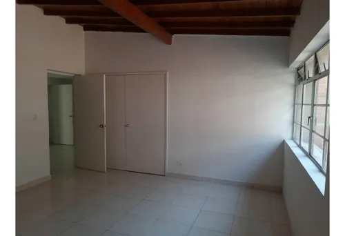 Local Segundo Piso En Arriendo Conquistadores Unicentro