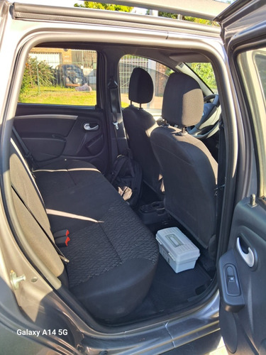 Renault Oroch Expression 1.6 Black