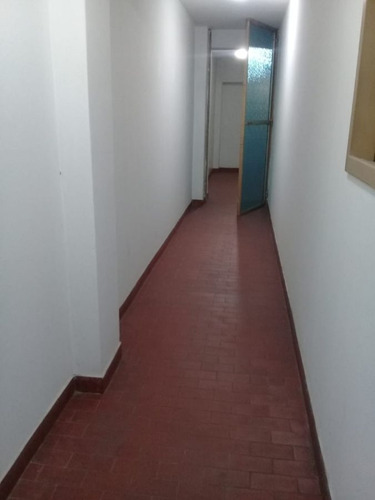 Galpón En Alquiler De 400m2 Ubicado En Caseros