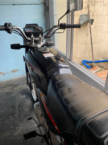 Suzuki Ax 100 2018