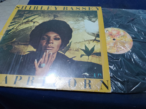 Disco Vinilo Antiguo Shirley Bassey I Capricorn