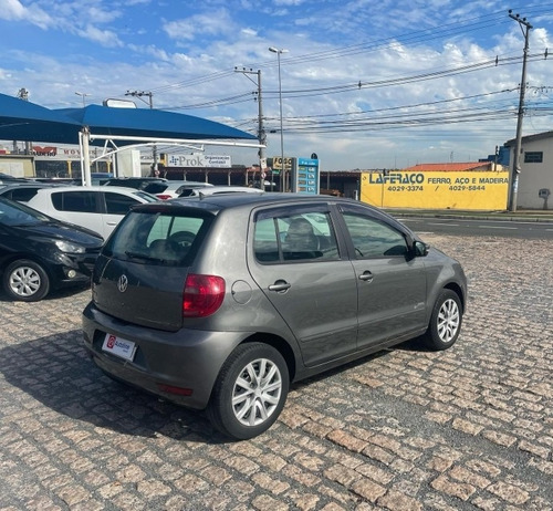 Imagem 4 de 10 de Volkswagen Fox 1.0