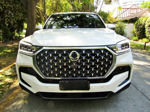SsangYong Rexton Limited Plus 4x4 2.2 AT