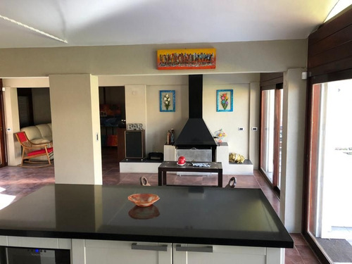 Imagen 11 de 19 de Alquiler Casa 4 Amb Con Parque Y Pileta, Ituzaingo Sur