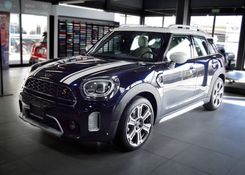 Imagen 1 de 15 de Mini S Countryman Iconic