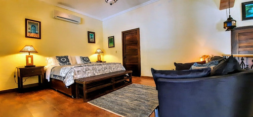 Imagen 22 de 30 de Lujosa Villa En Altos Del María Con Piscina Y Jaccuzi Privado.