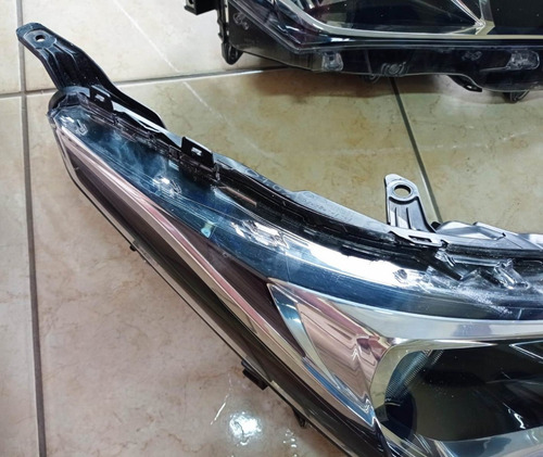 Farol Direito Máscara Negra Com Led Corolla Xei 2018/19 (Recondicionado)