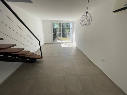 Duplex En Venta En Nuevo Quilmes