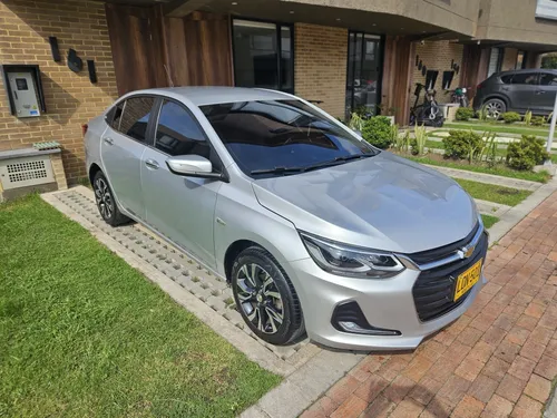 Chevrolet Onix 1.0T Premier Sedan At